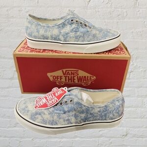 Vans Sneakers Men's 7½ Women's 9 new